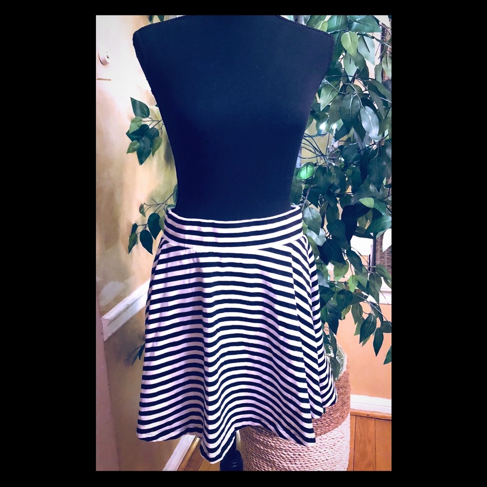 Divided (H&M) Black/White Striped Skirt